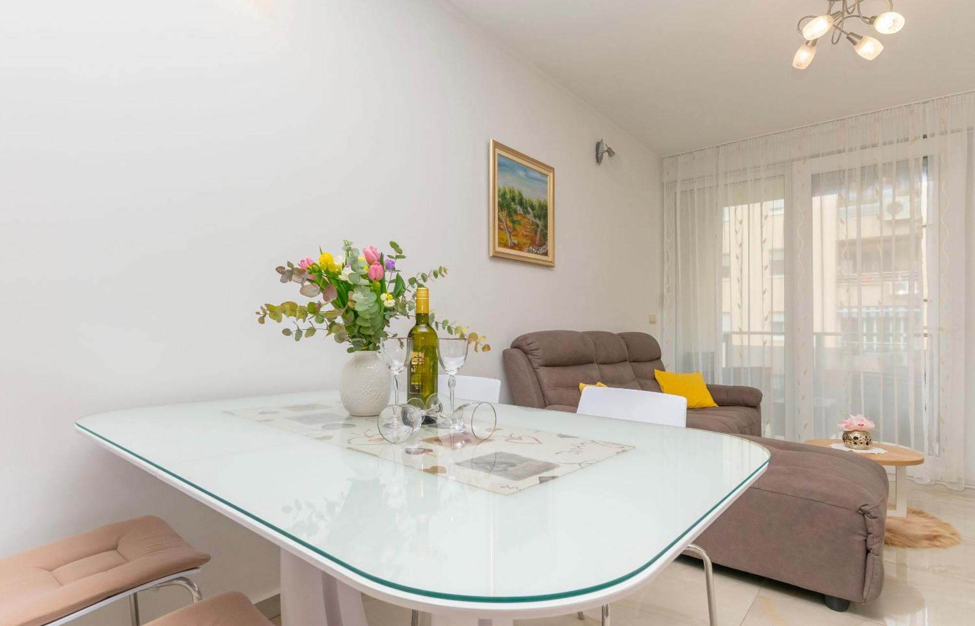Apartment Ivanka Omiš Exteriör bild