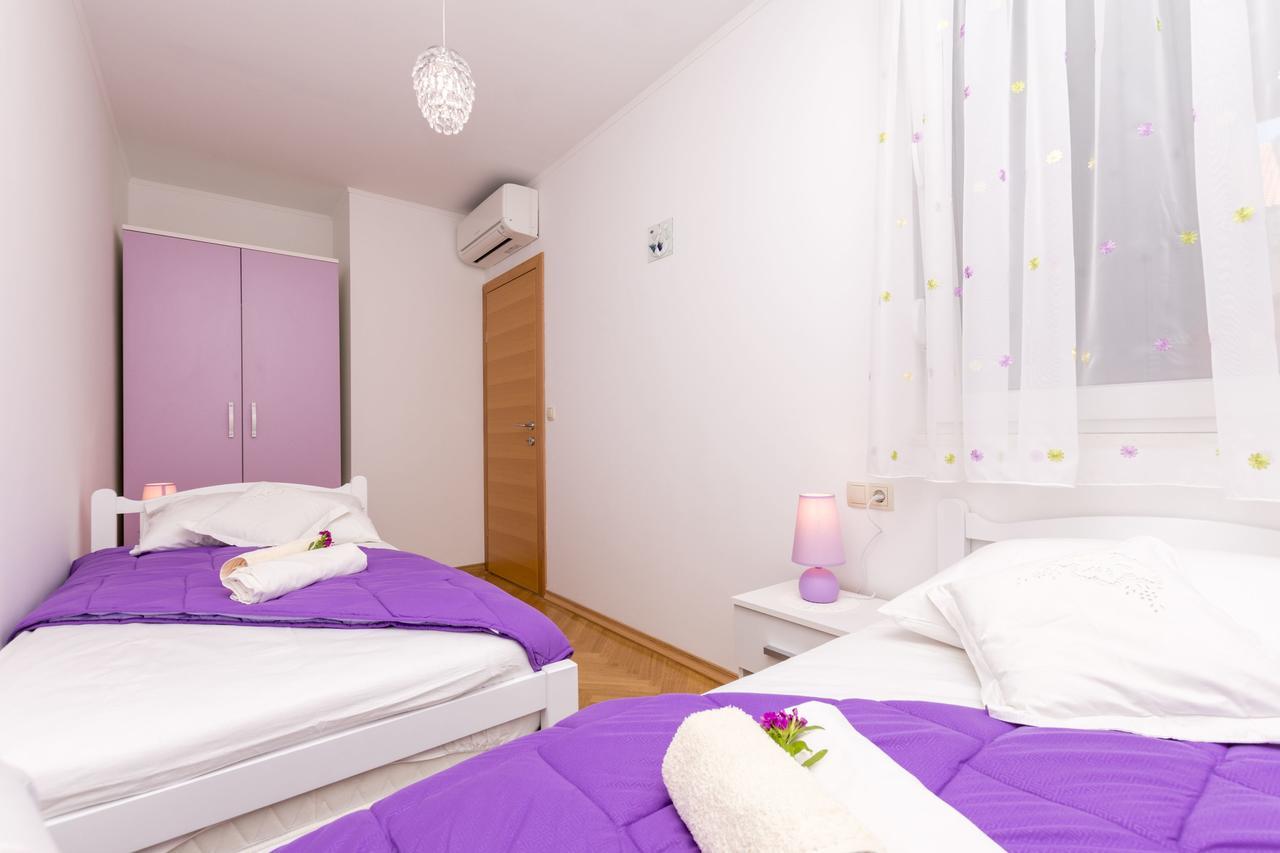 Apartment Ivanka Omiš Exteriör bild