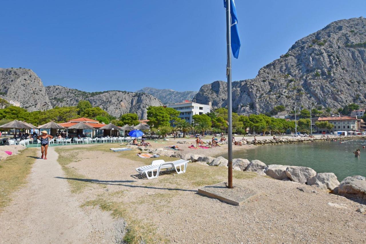 Apartment Ivanka Omiš Exteriör bild